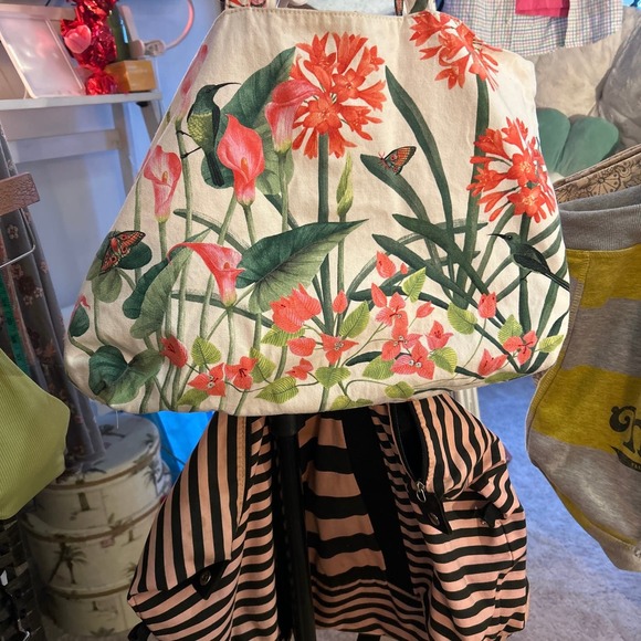 Posh show free beach bags with first five bundles - Picture 1 of 6